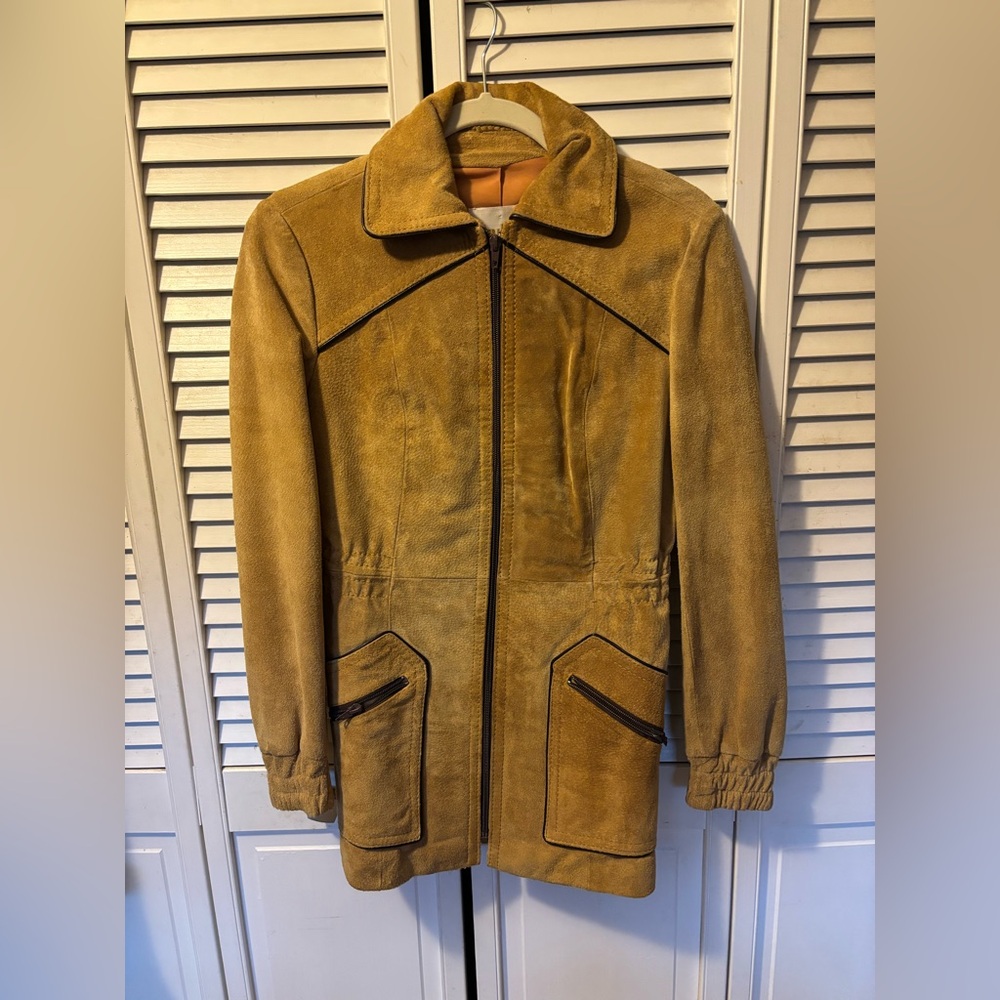 Tan leather Taylor International long sleeve, zippered Jacket, size S